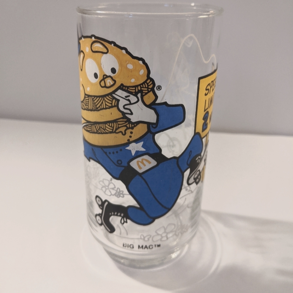 McDonald's Big Mac Drink Glass 1977 McDonaldLand Action Series 16oz Novelty